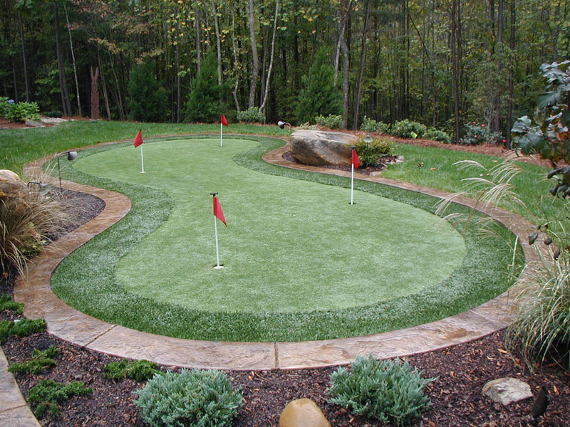 How To Build A Synthetic Putting Green