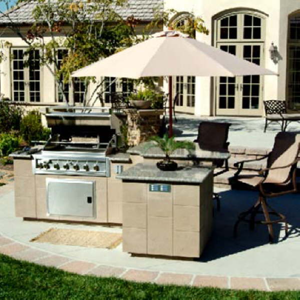 Outdoor Kitchens