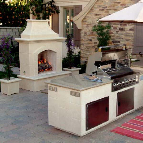 Outdoor kitchens and fireplaces