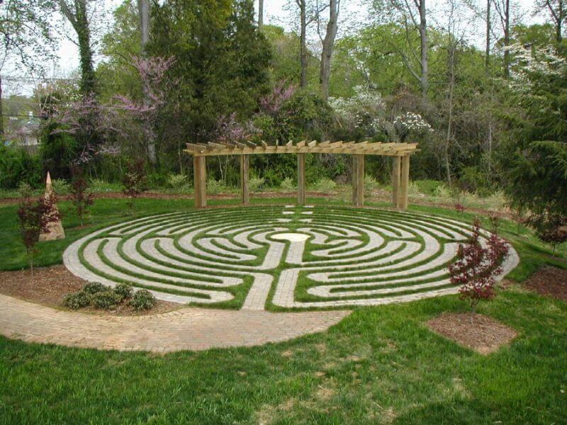 Professional labyrinth installation, mediative garden